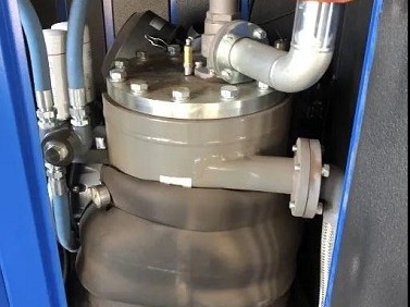 
天气渐冷，空压机该保养起来啦！