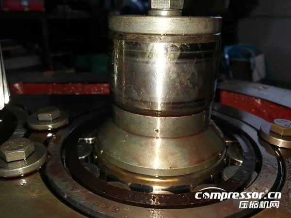 欣达“AUGUST”空压机主机大修见闻—注重品质及保养