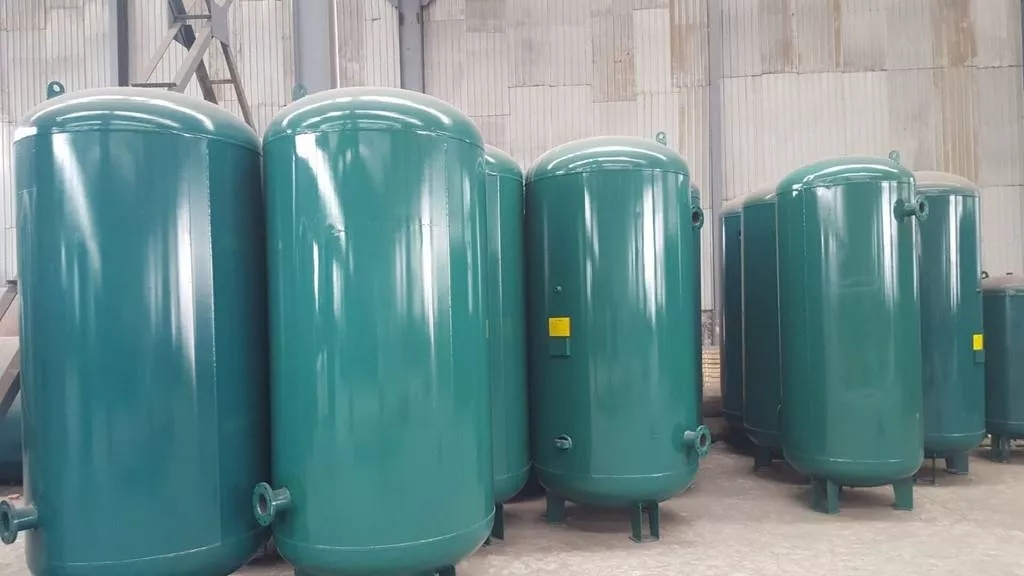 压缩空气系统为何要装储气罐？