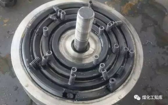 往复式压缩机的易损件及保养方法