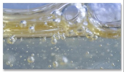 空压机润滑油含水0.02%，轴承寿命直接折半